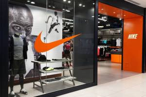 fachada de loja da Nike