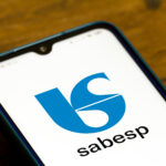 Logo da Sabesp no celular