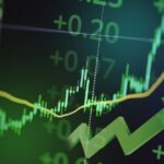 Ibovespa sobe com impulso do Itaú (ITUB4) em meio ao início do tarifaço dos EUA