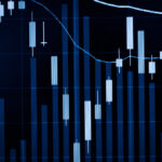 Ibovespa oscila entre tensões Brasil–EUA e recuperação parcial dos bancos