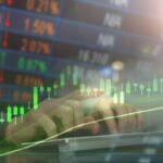Ibovespa avança com apoio de Vale (VALE3) e Petrobras (PETR4)