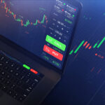 Ibovespa atinge recorde com foco nas expectativas de corte de juros nos EUA e alívio comercial