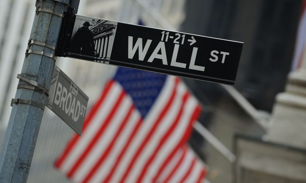 Wall Street - foto de Unsplash